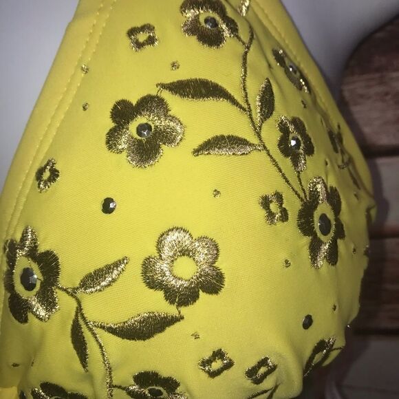 NEW Xhilaration Yellow/Gold Triangle Bikini Top M - Picture 2 of 7